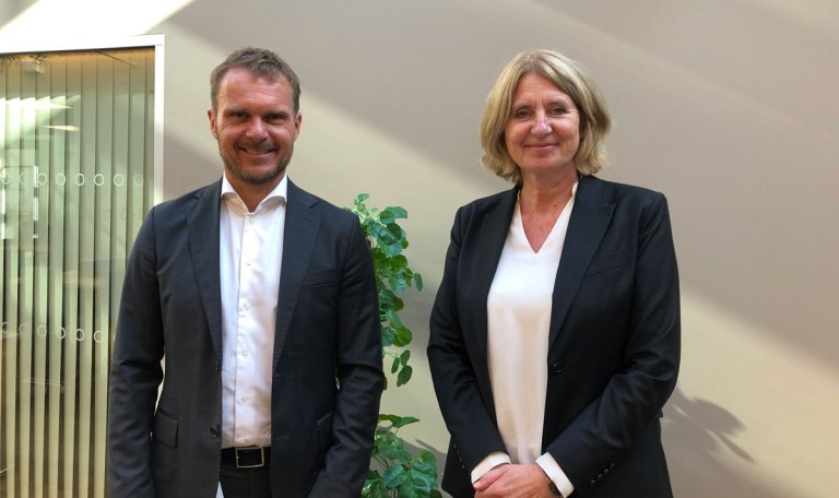 Bilde av Leder for SiO Helse Trond Morten Trondsen og direktør Christine Bergland i Direktoratet for e-helse